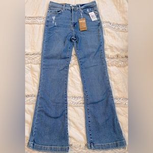 NWT•Kensie Jeans•The Savannah High Rise Flare•Vintage Luxe•Size 8/29